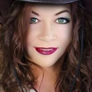 Meet your Posher, Kellie